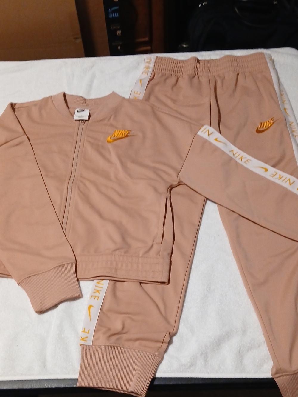 Nike Kids Matching Set Peach with Yellow Accents